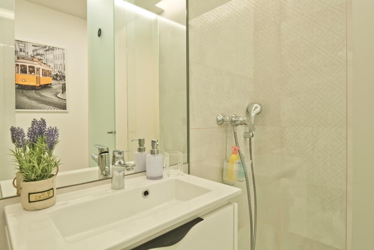 Old Town Principe Real Apartment Lisbon Luaran gambar