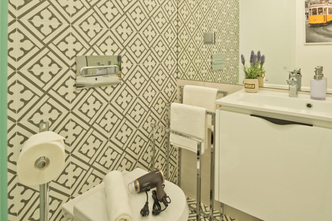 Old Town Principe Real Apartment Lisbon Luaran gambar